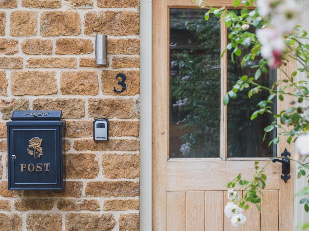 Climbing Rose Cottage - Dog Friendly - Peaceful Cotswold Cottage Adlestrop Esterno foto