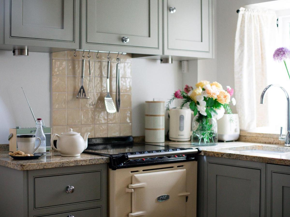 Climbing Rose Cottage - Dog Friendly - Peaceful Cotswold Cottage Adlestrop Esterno foto