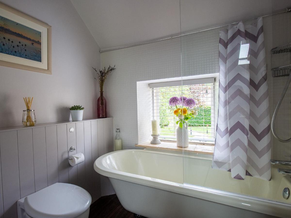 Climbing Rose Cottage - Dog Friendly - Peaceful Cotswold Cottage Adlestrop Esterno foto
